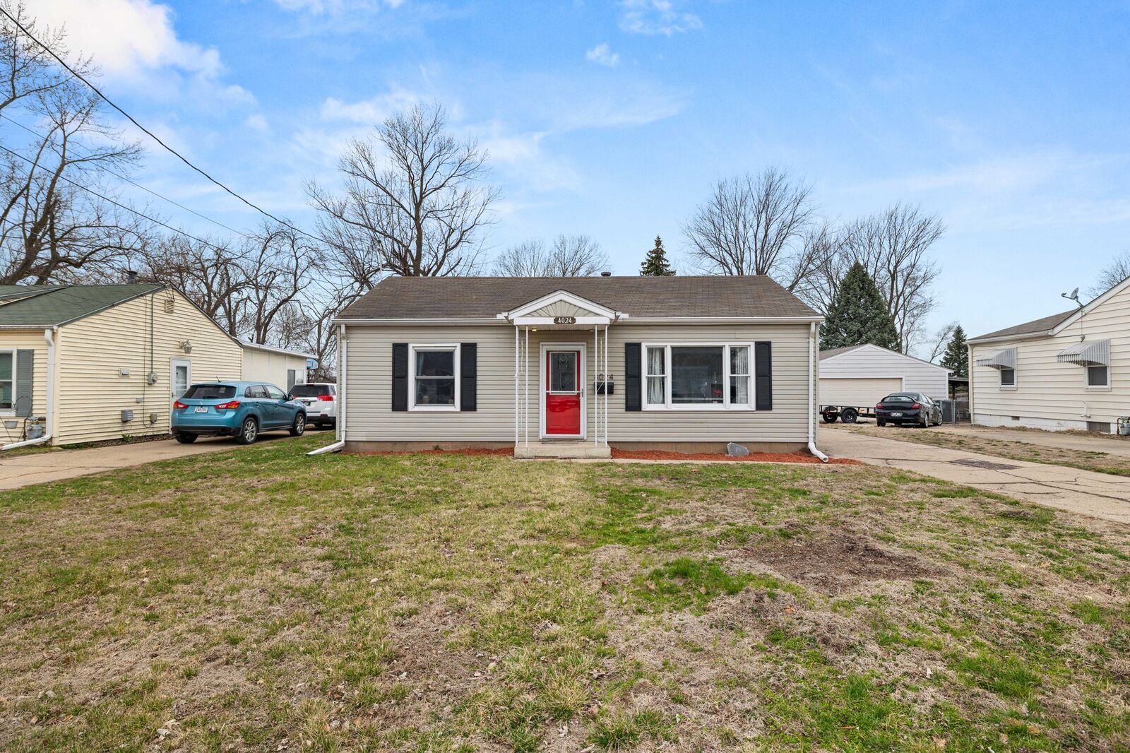 Property Photo: 4024 15th Street IA 50313