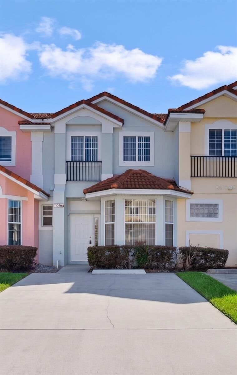 Property Photo:  1286 South Beach Circle  FL 34746 