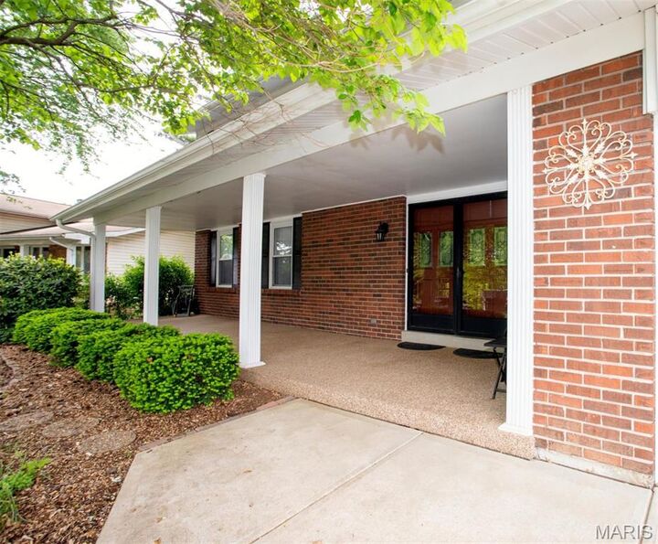 Property Photo:  16 Gum Tree Place  MO 63301 
