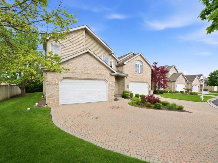 Property Photo:  3098 Rosebrook Circle  IL 60154 