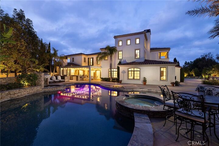 Property Photo:  24 Morning Light  CA 92657 
