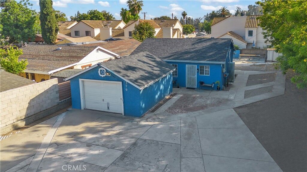 Property Photo:  370 W Artesia  CA 91768 