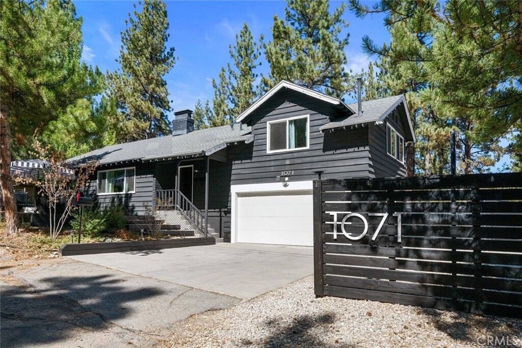 Property Photo: 1071 Mountain CA 92314