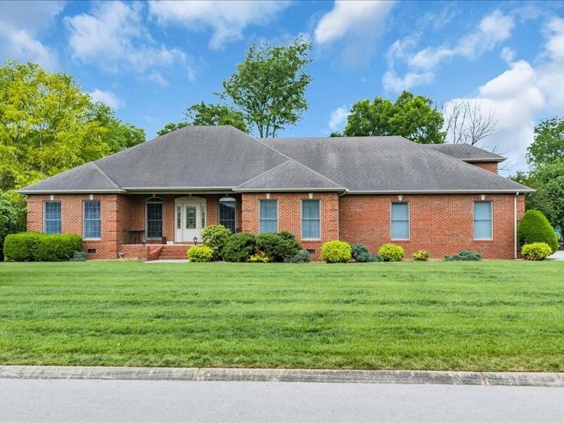 Property Photo: 261 Bell Dr W TN 37398
