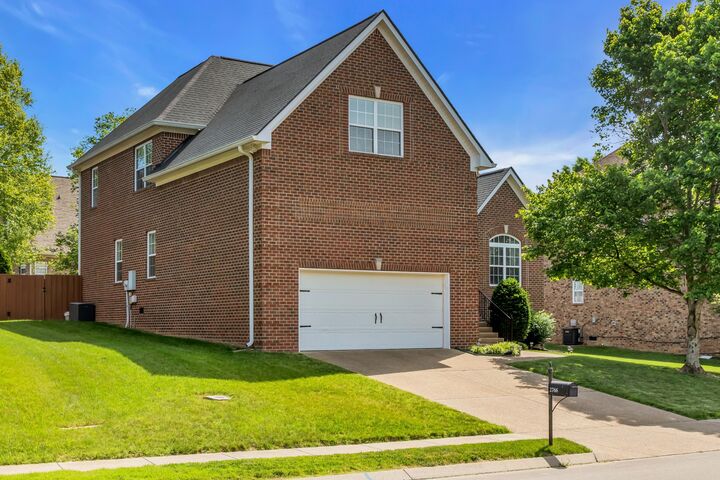 Property Photo:  2766 Trasbin Ct  TN 37179 