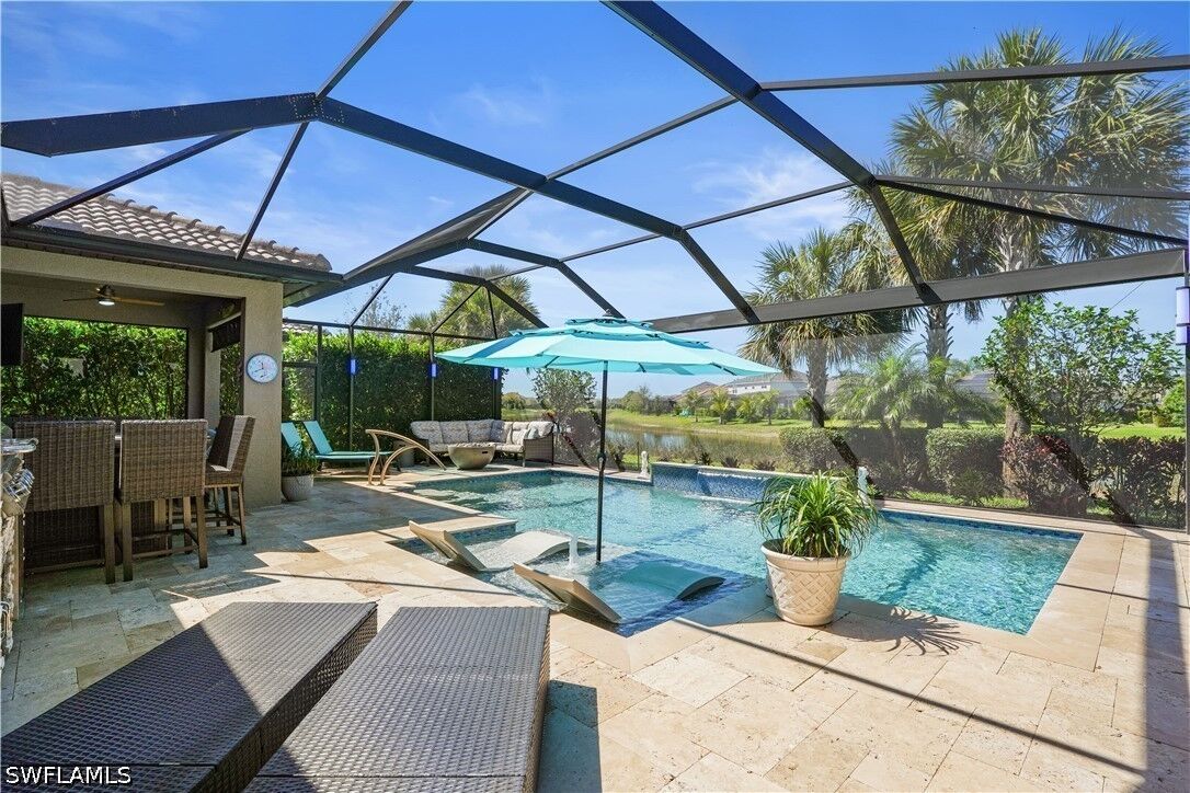 Property Photo:  2077 Hamlin Street  FL 34120 