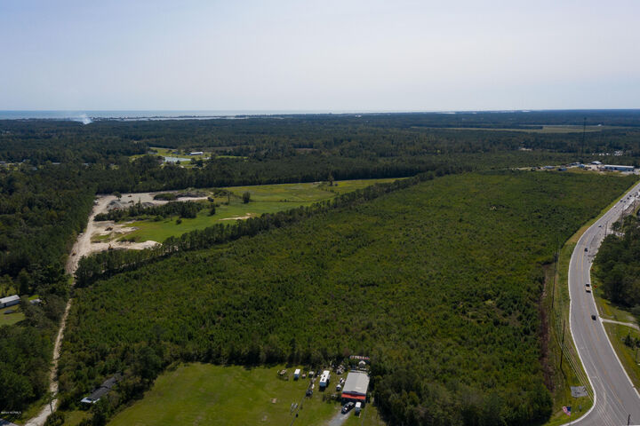 Property Photo:  2268 Highway 172  NC 28460 