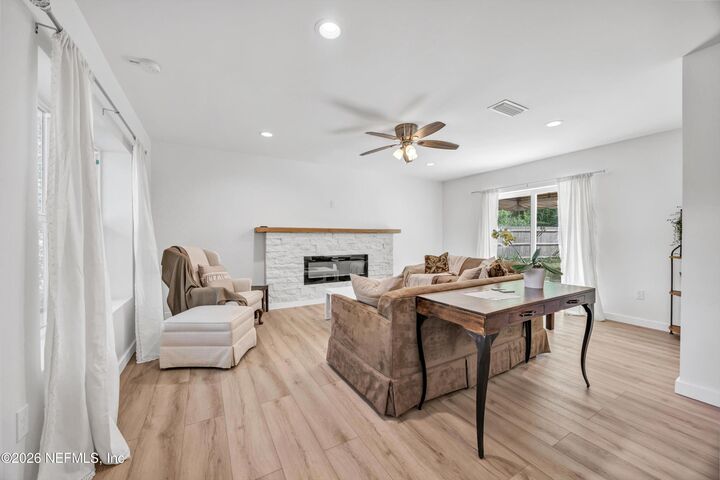 Property Photo:  8924 Lopez Court  FL 32216 