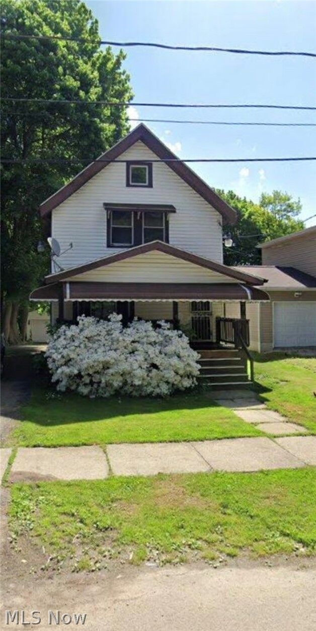 Property Photo:  521 Elbon Avenue  OH 44306 