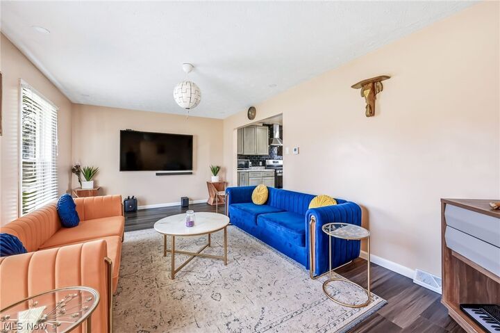 Property Photo:  510 W Regency Circle  OH 44406 