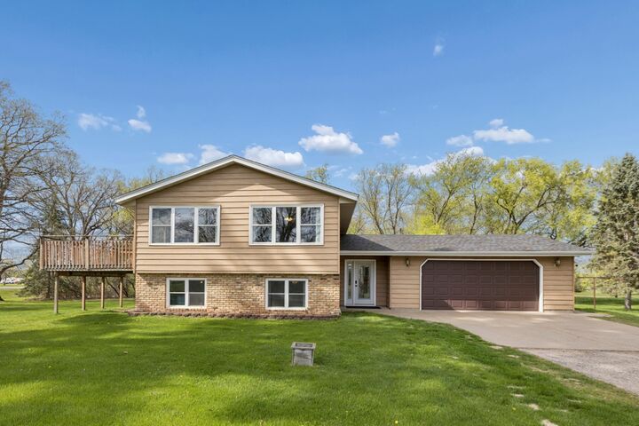 Property Photo:  29666 152nd Street NW  MN 55398 
