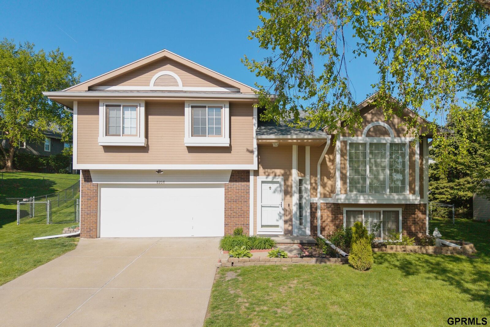 Property Photo:  8208 S 67 Court  NE 68128 