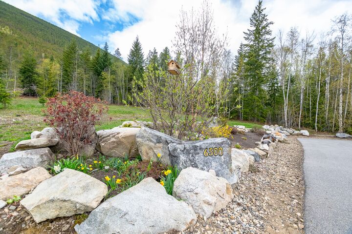 Property Photo: 6500, 6450, 6425 1 Avenue NW BC V1E 3B2
