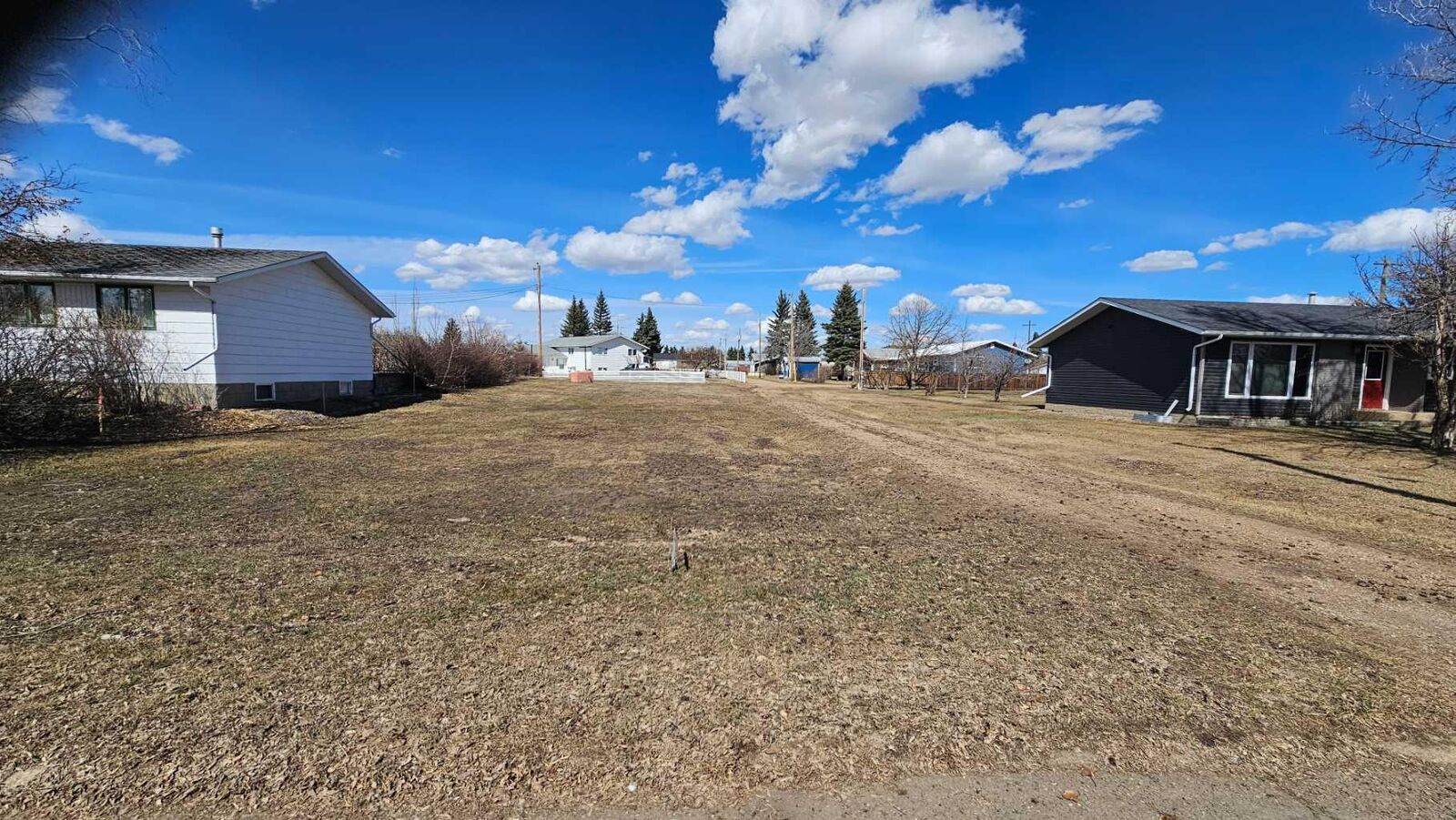 Property Photo: 4946 Parkview Crescent AB T0C 0X0