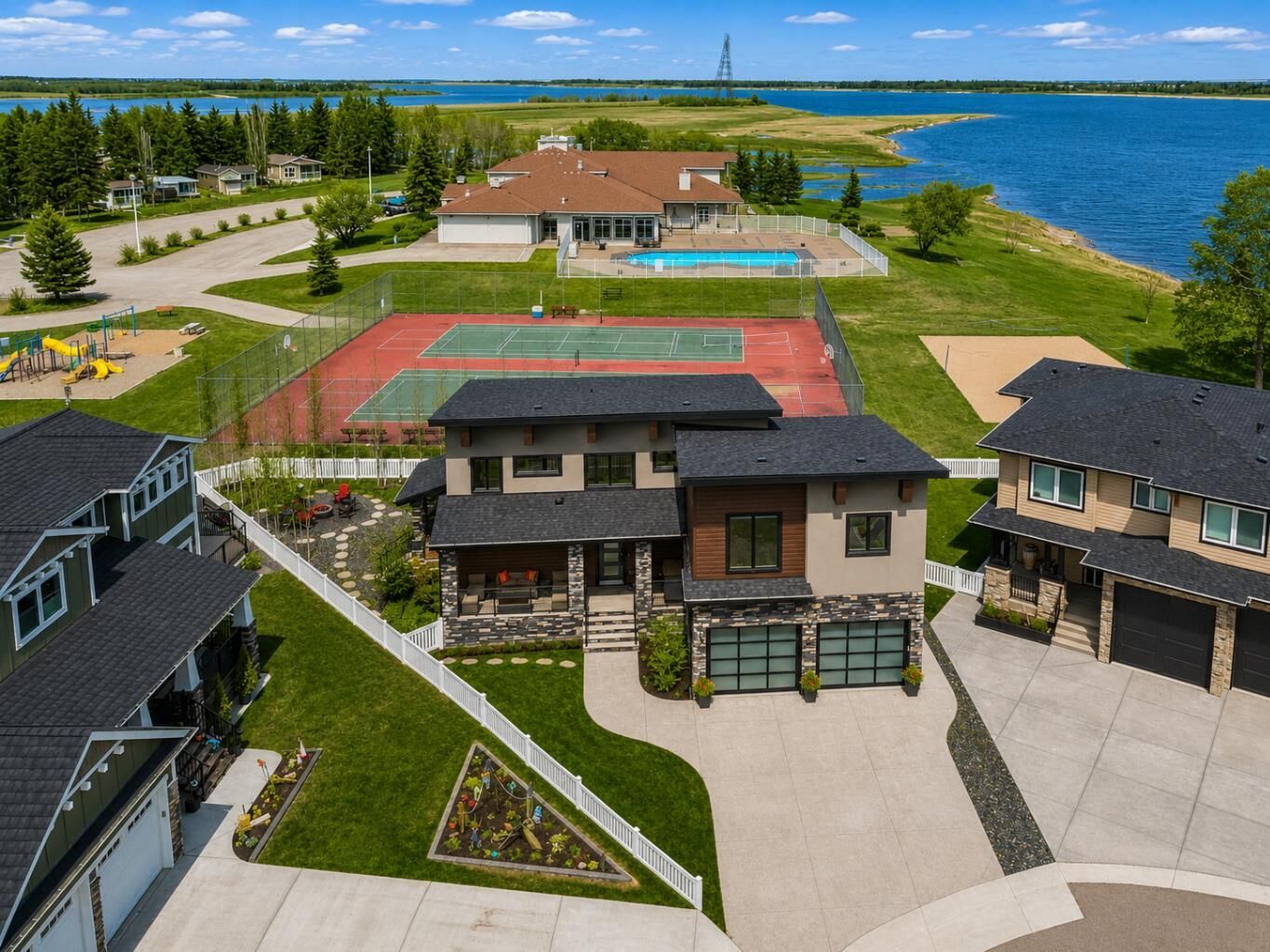 Property Photo:  35468 Range Road 30 7055  AB T4G 0M3 