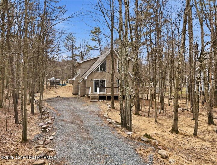 Property Photo:  48 Hunt Trail  PA 18210 