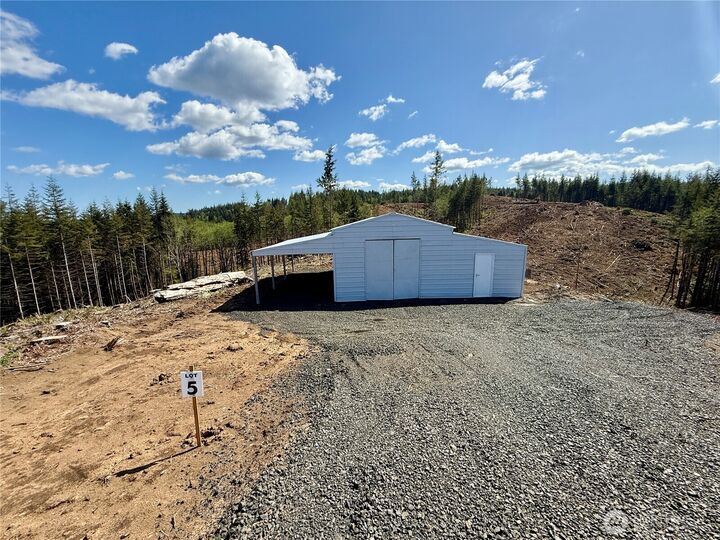 Property Photo:  8468  US Highway 101  WA 98586 