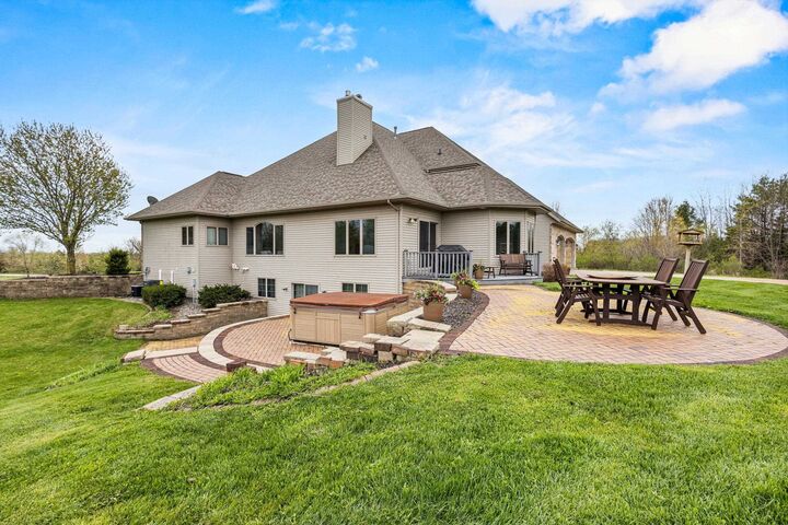 Property Photo:  W7828 Hillview Road  WI 54944 