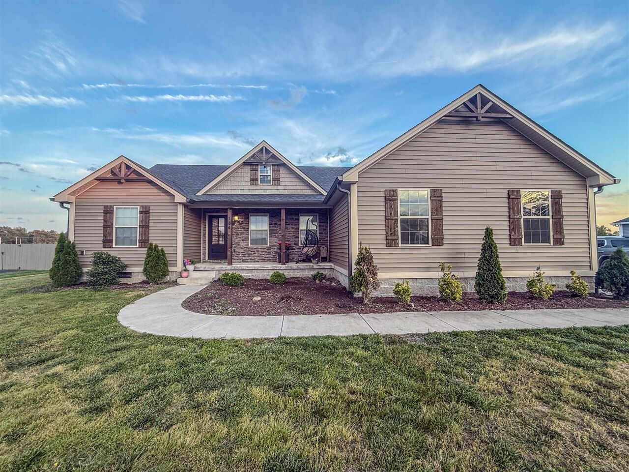 Property Photo:  184 Greenbriar Lane  KY 42171 