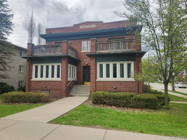 Property Photo:  2041 N Main Street  MI 48073 