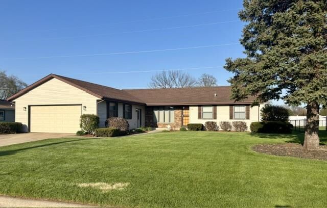 Property Photo:  226 Beechwood Drive  WI 53548 