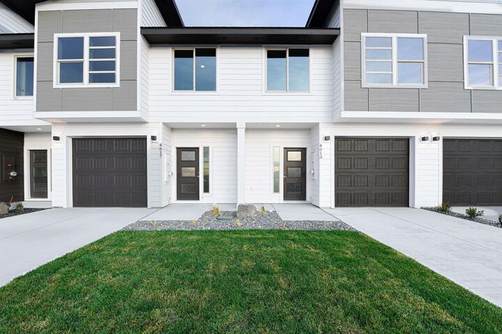 Property Photo:  4617 Road 114  WA 99301 