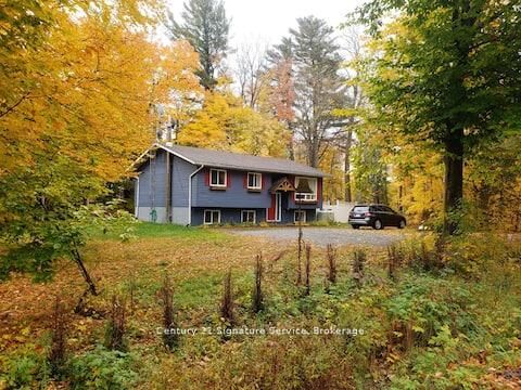 Property Photo:  879 Stephenson Road E  ON P0B 1L0 
