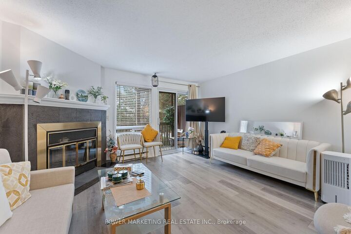 Property Photo: 6702 Jeanne D'Arc Boulevard N B ON K1C 6E9