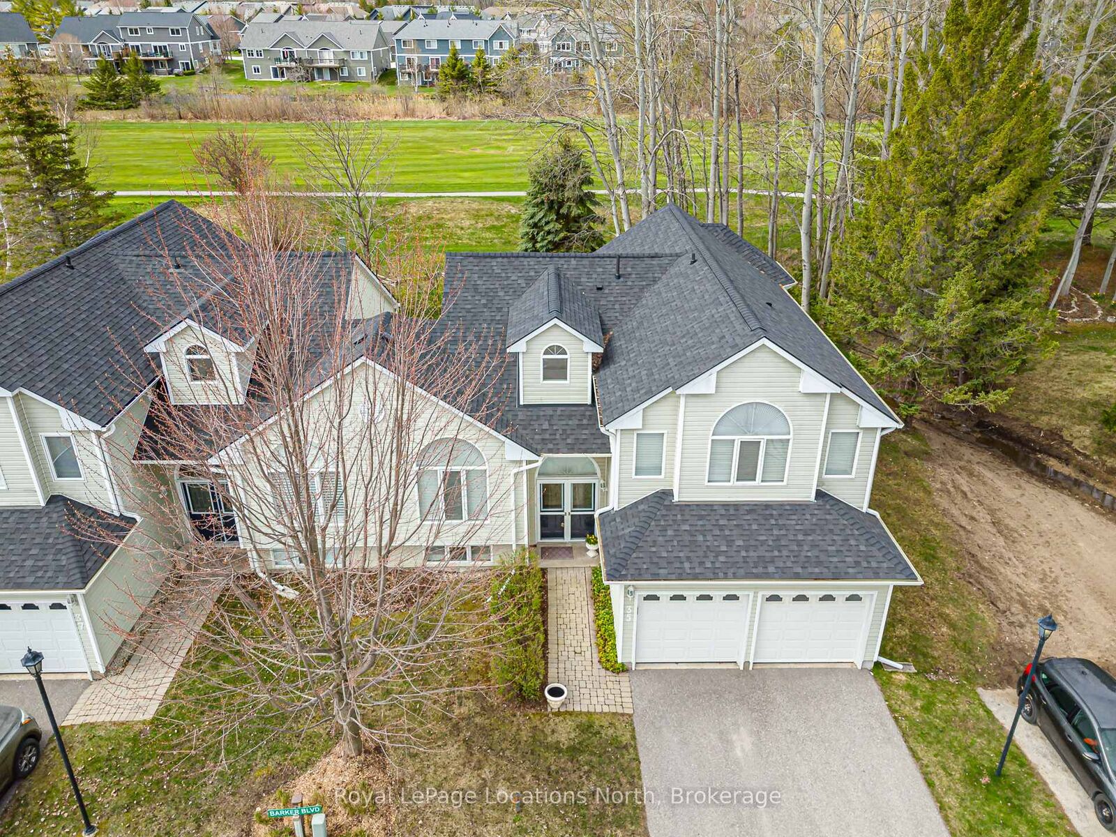 Property Photo:  35 Barker Boulevard  ON L9Y 4W4 