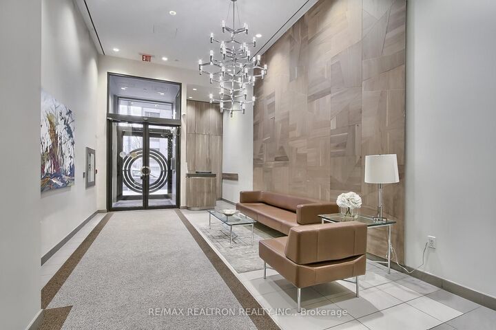 Property Photo: 55A Avenue Road 406 ON M5R 2G3