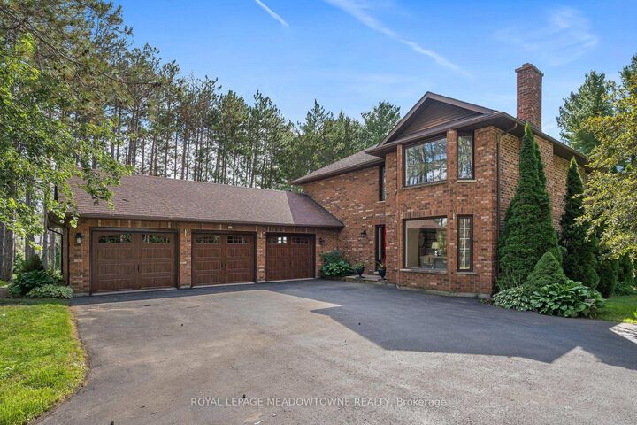Property Photo: 4 Pine Ridge Road ON N0B 1T0