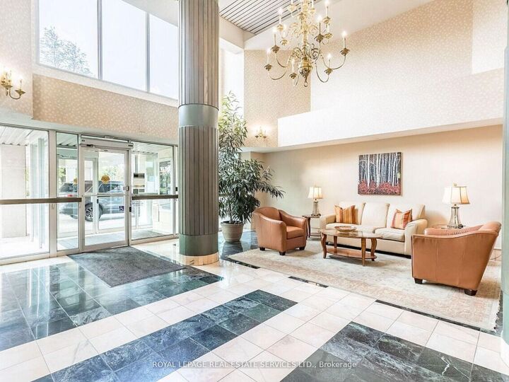 Property Photo: 310 Mill Street S 512 ON L6Y 3B1