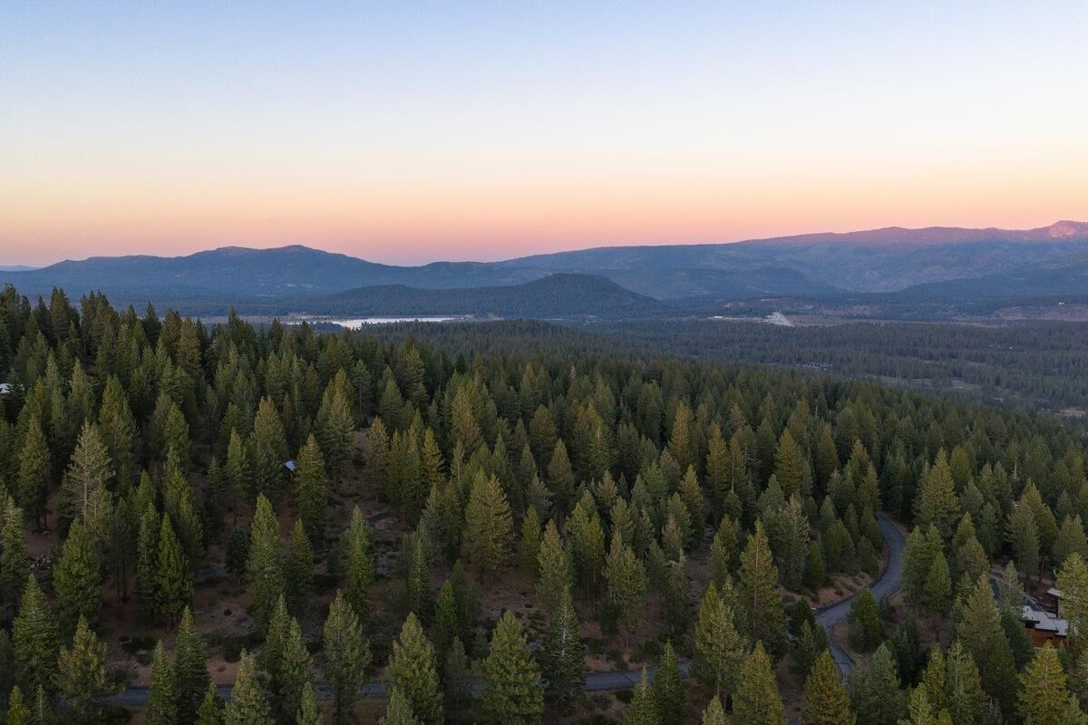 Property Photo: 11494 Alder Hill Road CA 96161