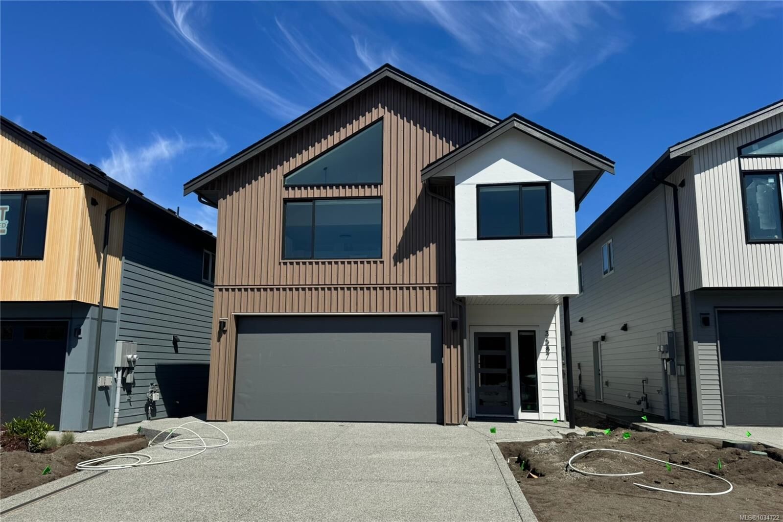Property Photo: 3587 Temperate Pl BC V9C 0T3