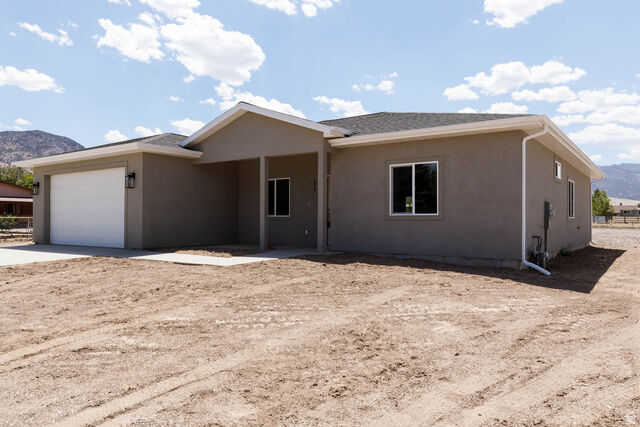 Property Photo:  51 W 500 S  UT 84754 