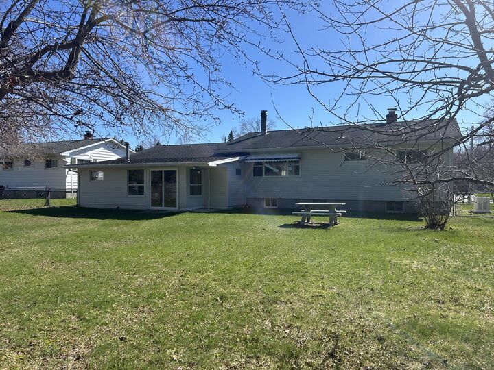 Property Photo:  1068 Hinckley Boulevard  MI 49707 