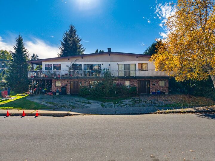 Property Photo: 780-782 Catherine Avenue BC V3J 7H5