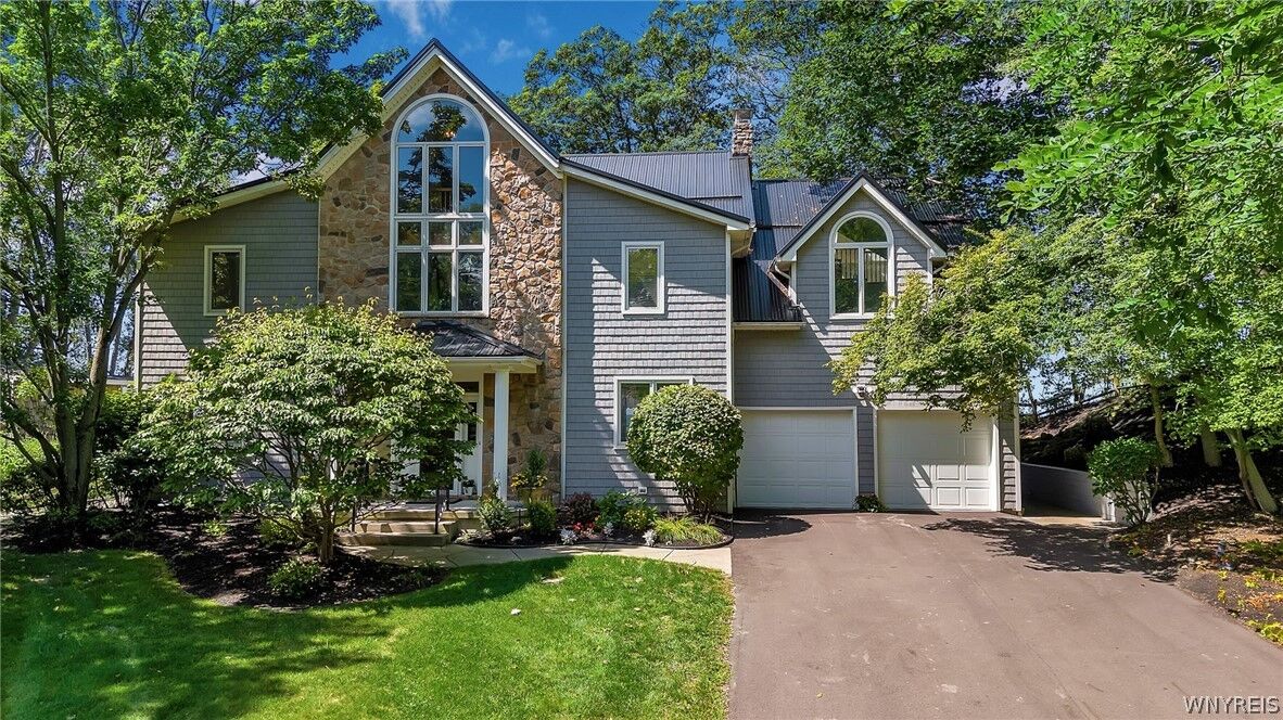 Property Photo:  565 Wendt Drive  NY 14006 