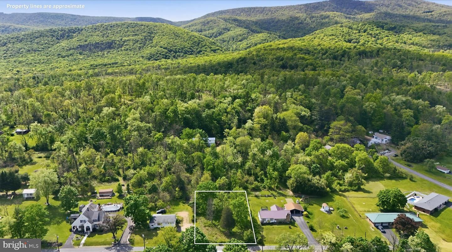Property Photo:  109-110 Oleander Drive  MD 21502 
