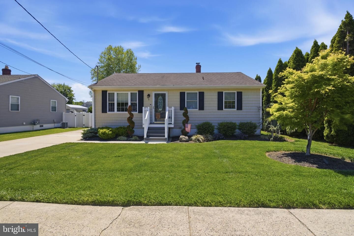 Property Photo:  5 Harvard Road  NJ 08070 