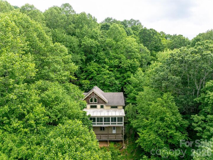 Property Photo:  82 Red Oak Drive  NC 28759 