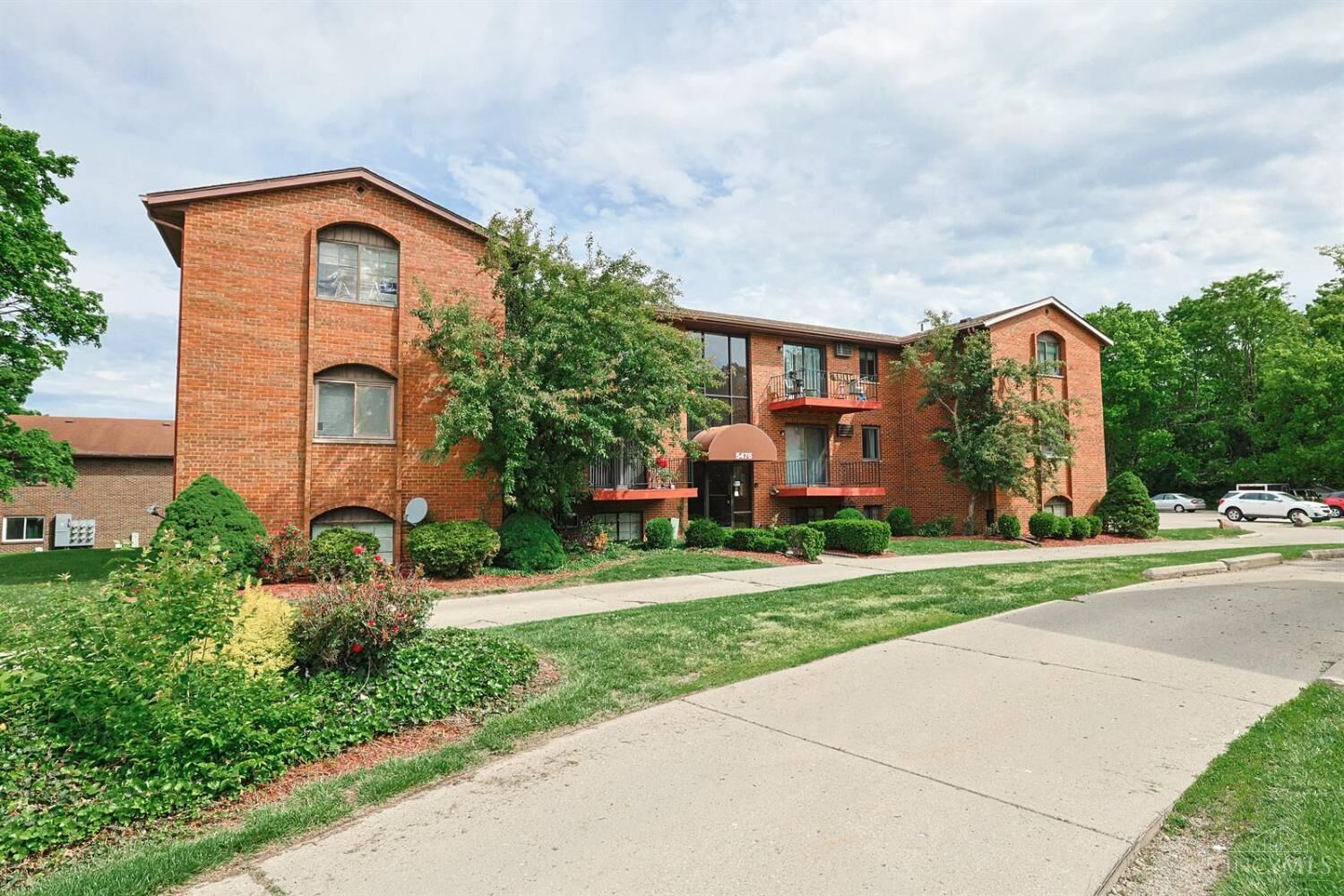 Property Photo:  5476 Camelot Drive  OH 45014 
