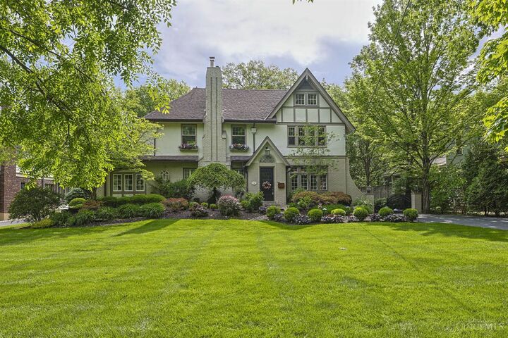Property Photo:  148 Burns Avenue  OH 45215 