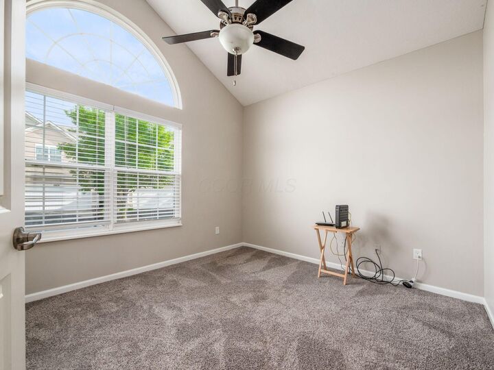 Property Photo:  6816 Kinsale Lane  OH 43065 
