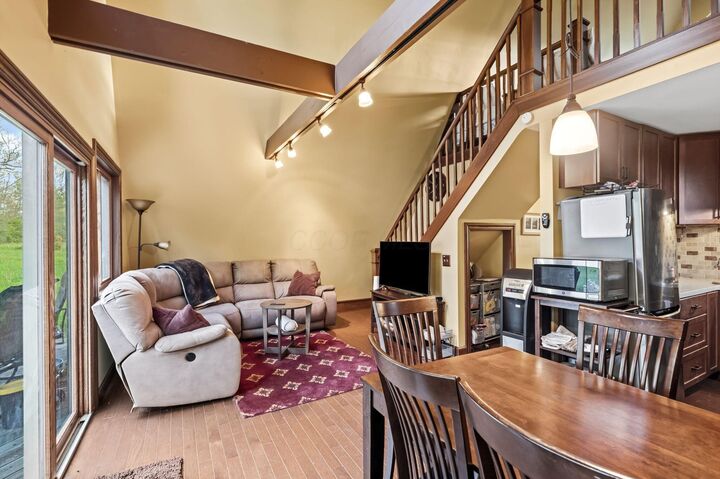 Property Photo:  253 Newfoundland Drive  OH 43338 