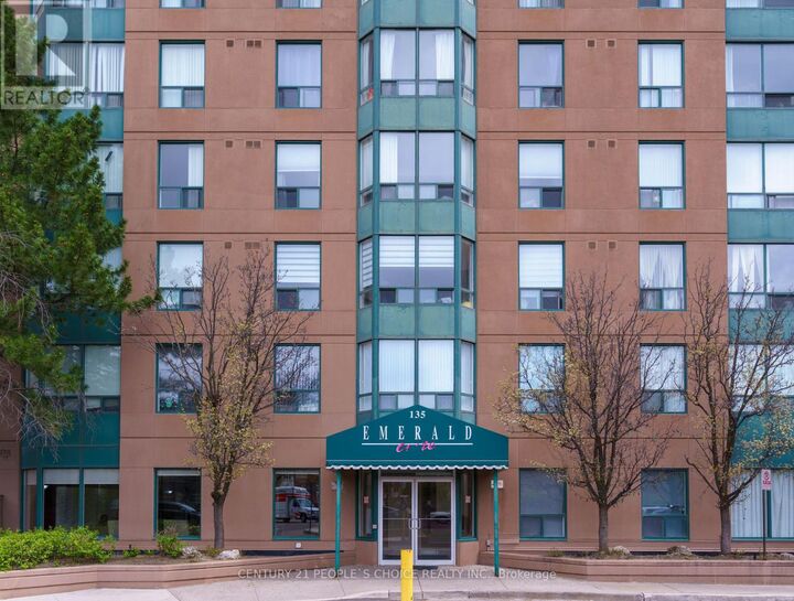 Property Photo:  135 Hillcrest Avenue 1915  ON L5B 4B1 