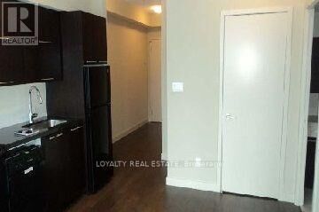 Property Photo:  126 Simcoe Street 2701  ON M5H 4E6 