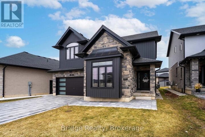 Property Photo: 161 Hemlock Street ON N4S 0E4