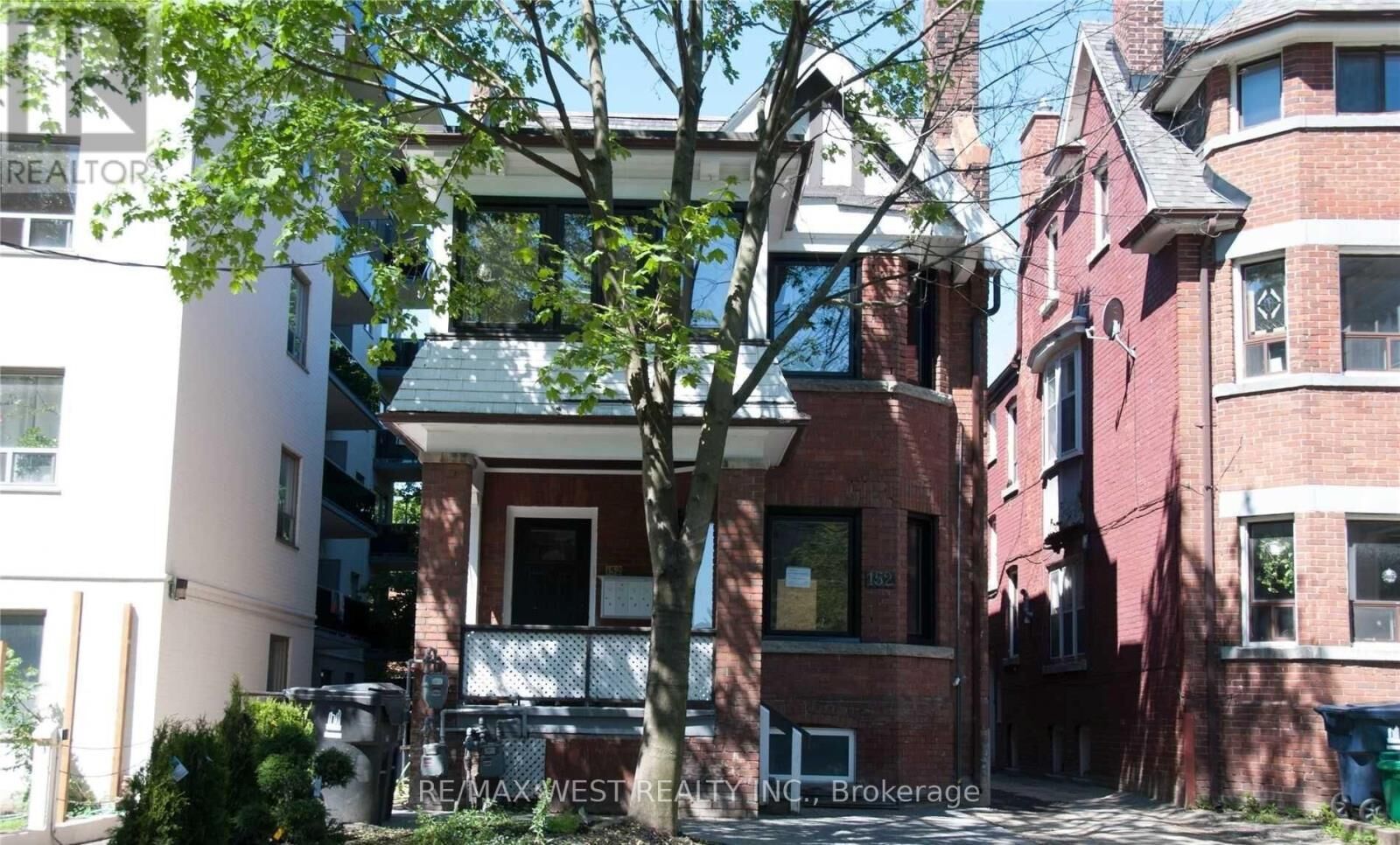 Property Photo:  152 Dowling Avenue 4  ON M6K 3A6 