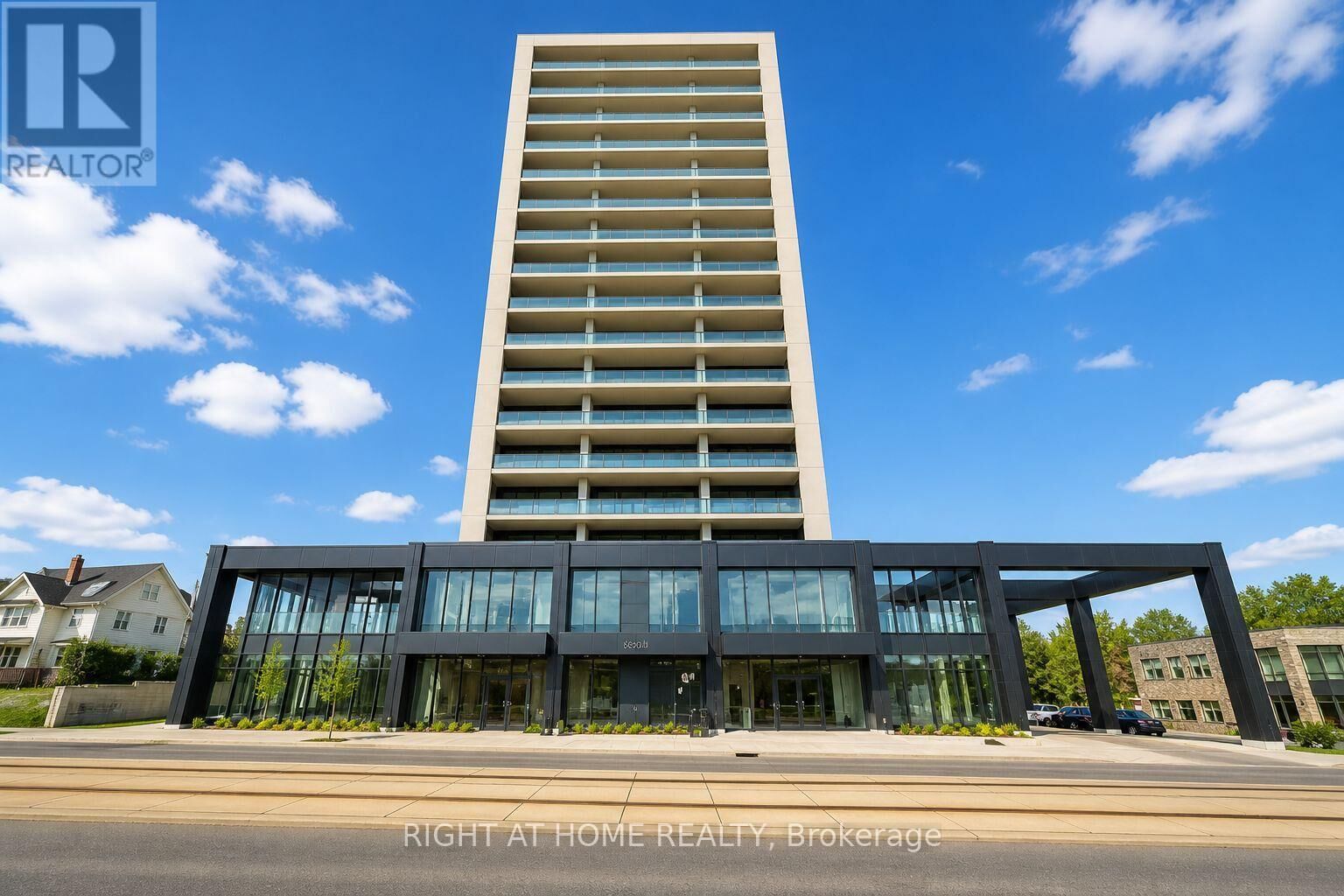 Property Photo:  741 King Street West 101  ON N2G 0E9 